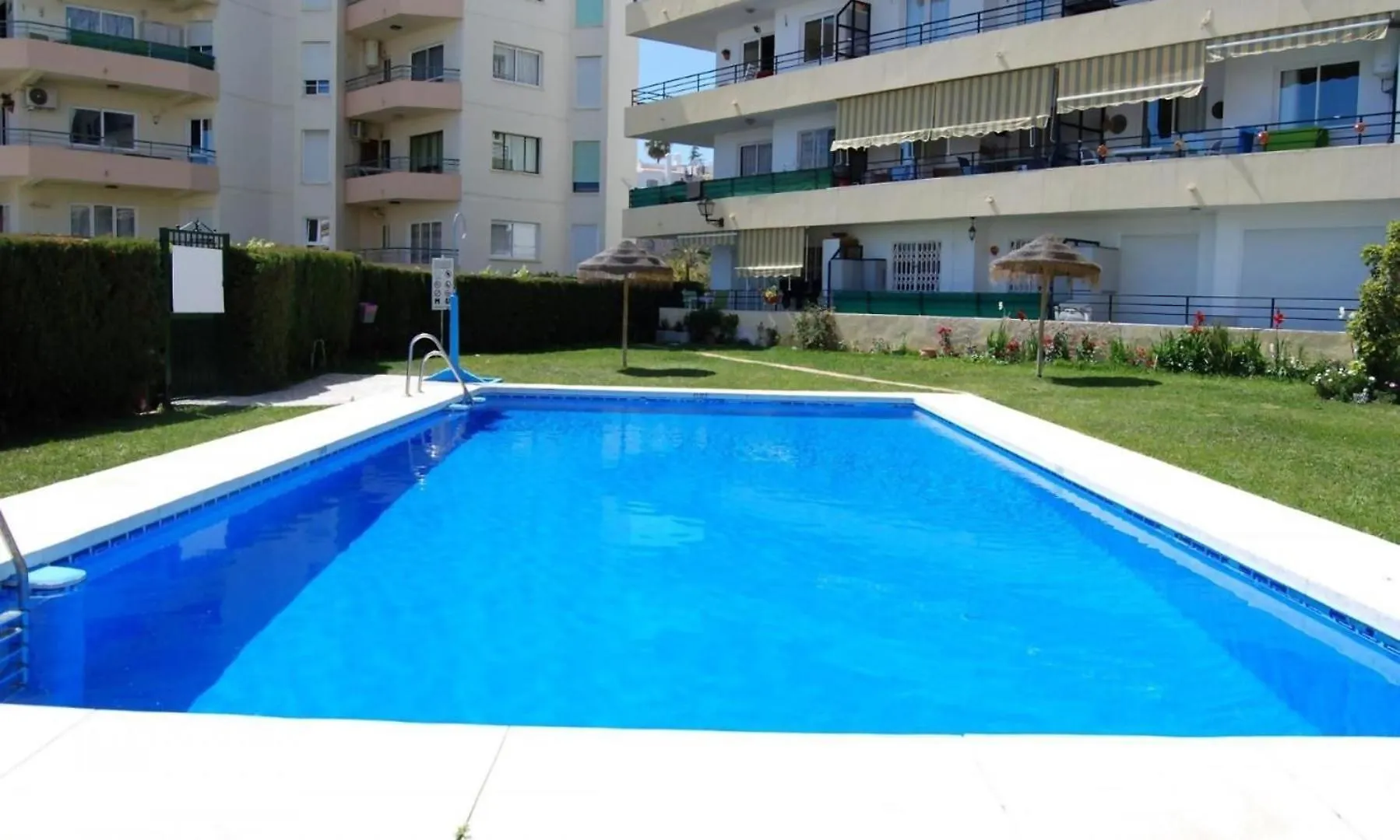 Apartment Tahiti Playa Nerja 0*,
